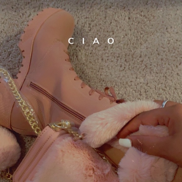 Blush boots - Picture 2 of 2